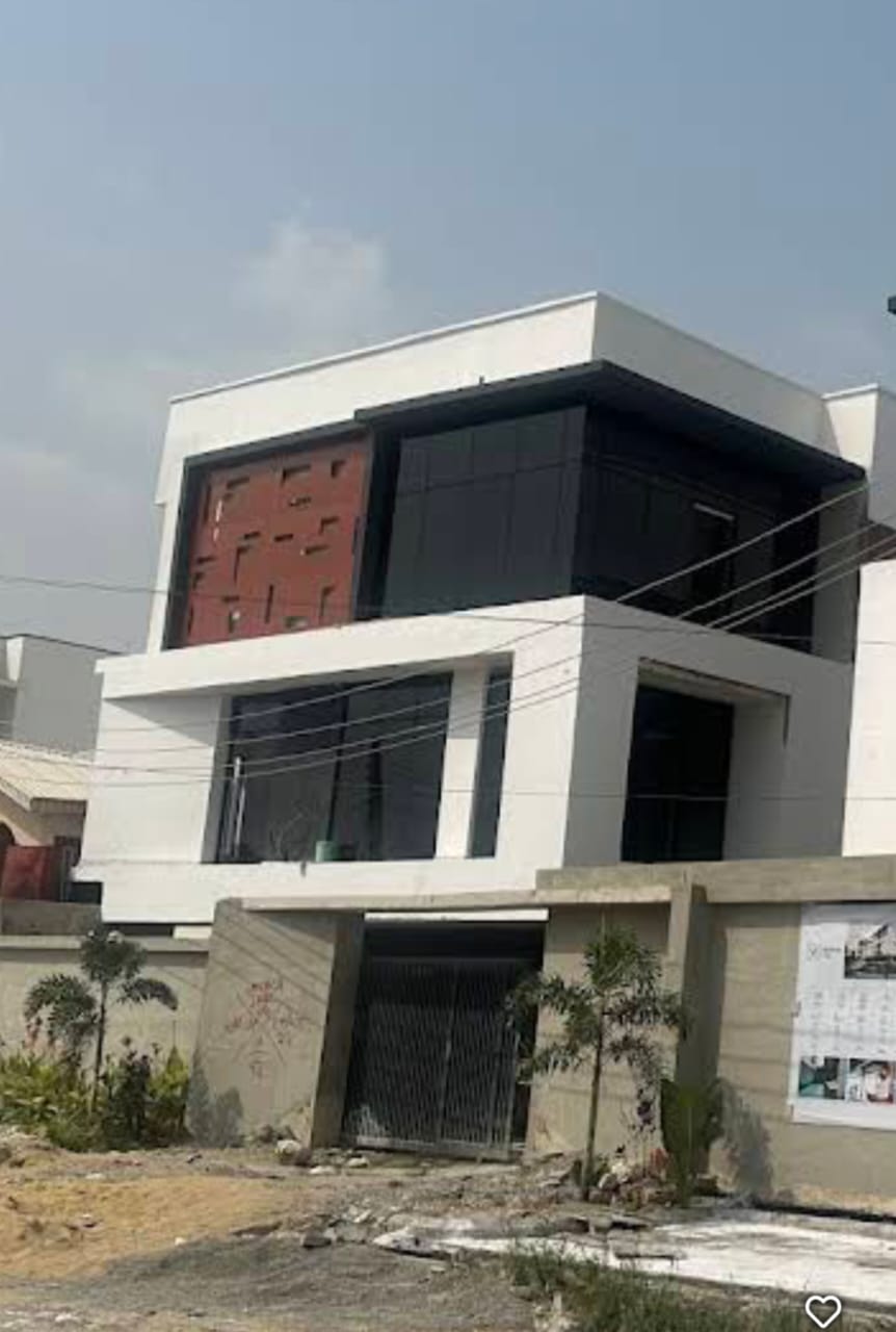 Madison side view